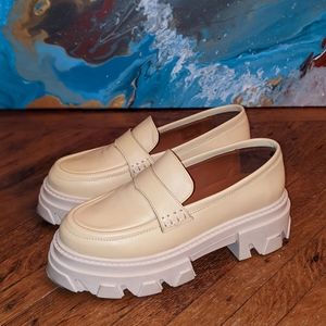 ALOHAS Trailblazer Mellow Yellow Loafers 38 (24.4 cm) Runs Small